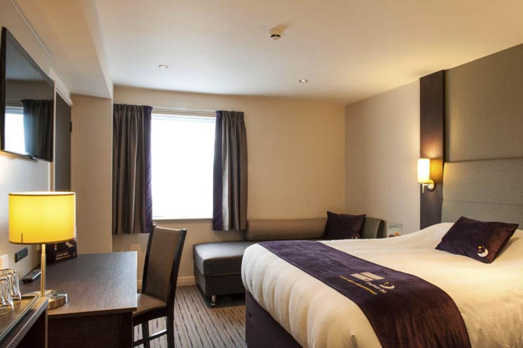 Premier Inn Falkirk - Larbert מראה חיצוני תמונה